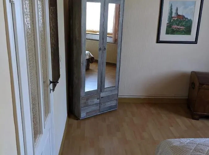 Zur Brockenbahn アパート