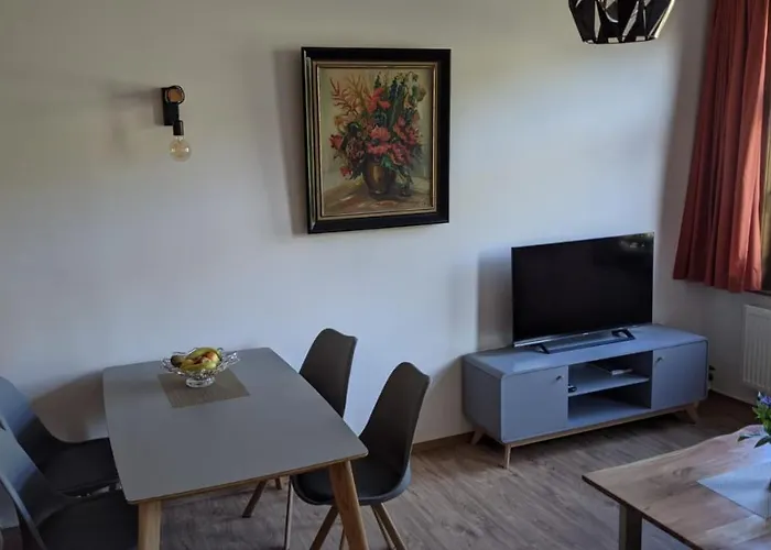 Zur Brockenbahn 아파트